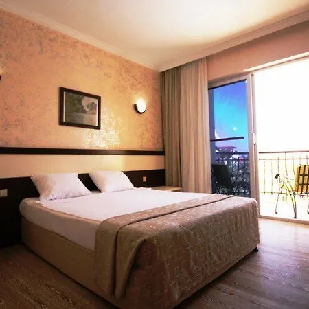 Hotel Camyuva 4*