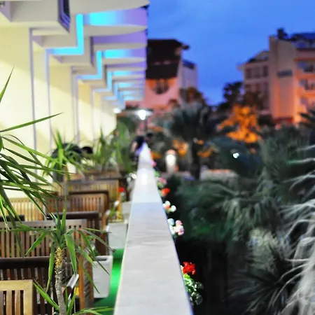 Hotel Camyuva 4*