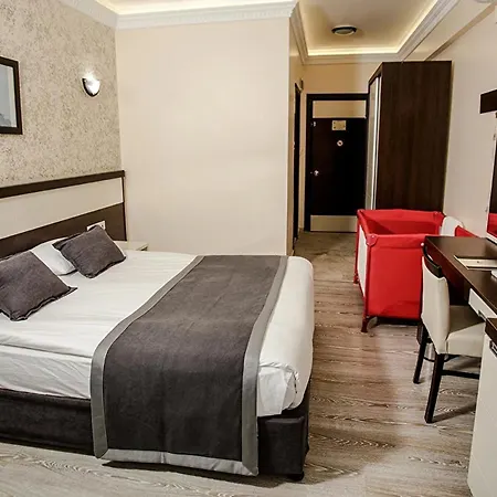 Hotel Camyuva 4*