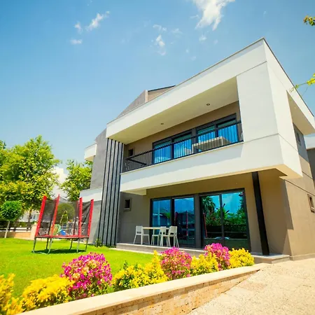 Hotel Camyuva 4*